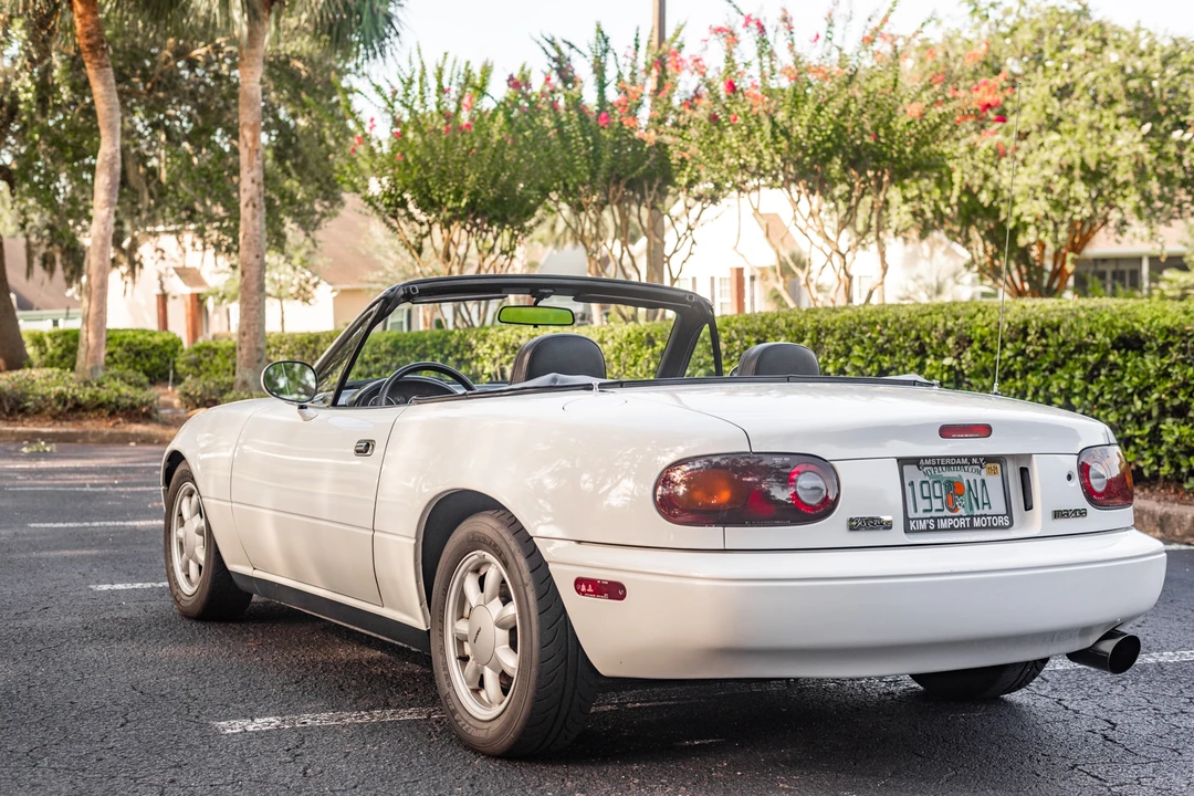 1990 Mazda NA MX-5 Miata - Image 17 of 31