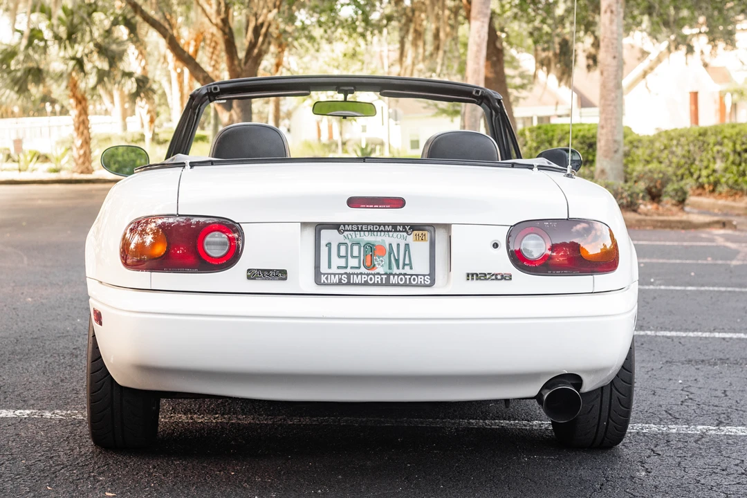 1990 Mazda NA MX-5 Miata - Image 18 of 31