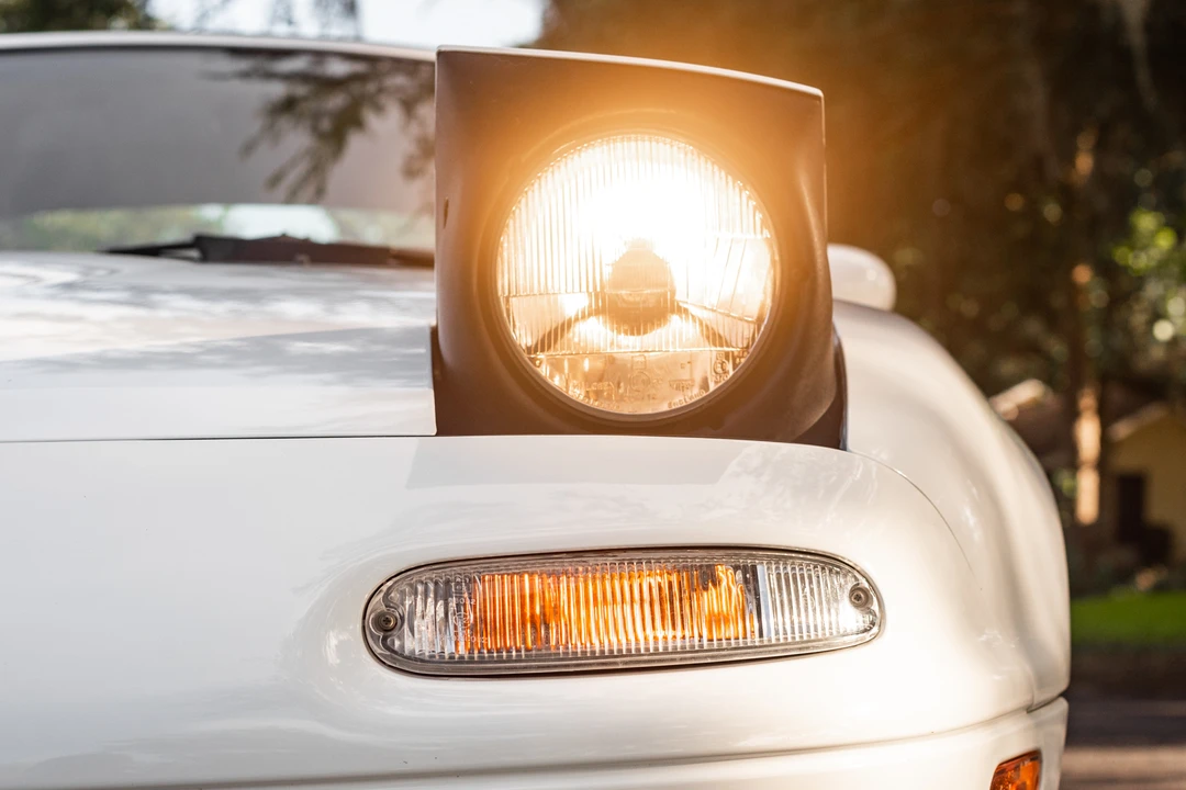 1990 Mazda NA MX-5 Miata - Image 24 of 31