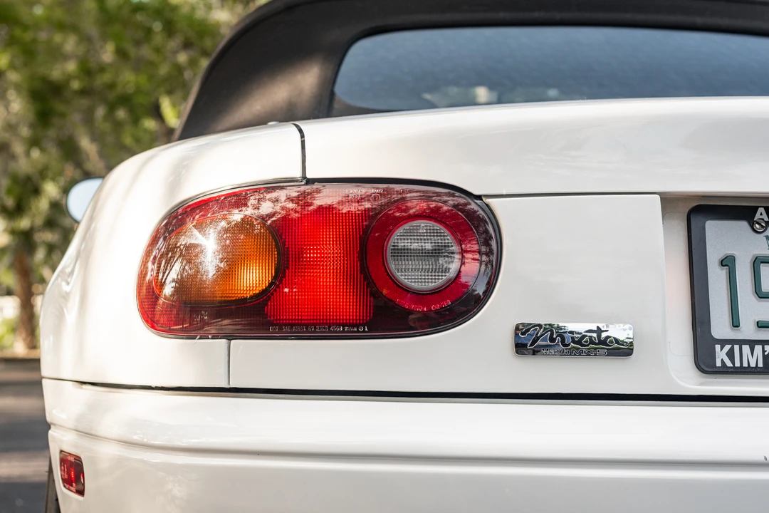 1990 Mazda NA MX-5 Miata - Image 30 of 31