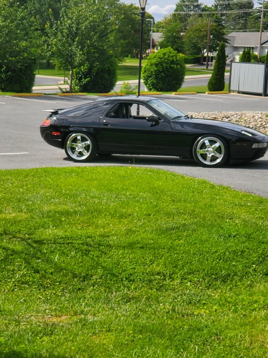1990 Porsche 928 GT - Image 8 of 31