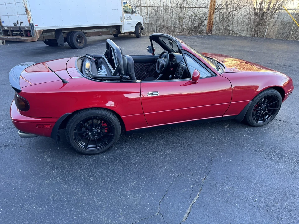 1991 Mazda NA MX-5 Miata - Image 11 of 31