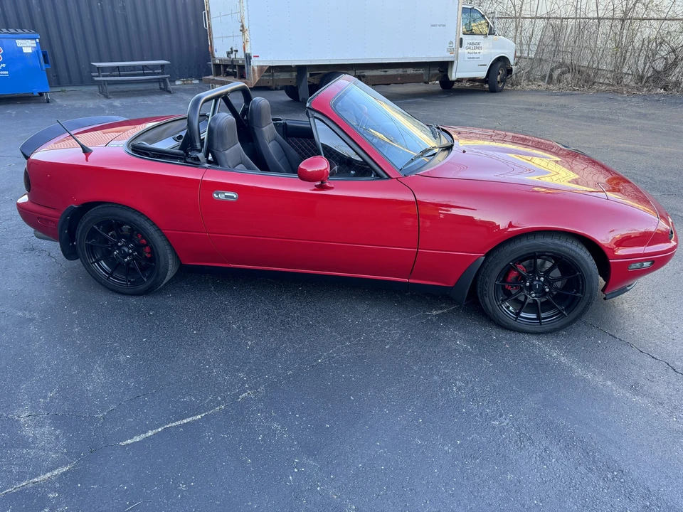1991 Mazda NA MX-5 Miata - Image 9 of 31