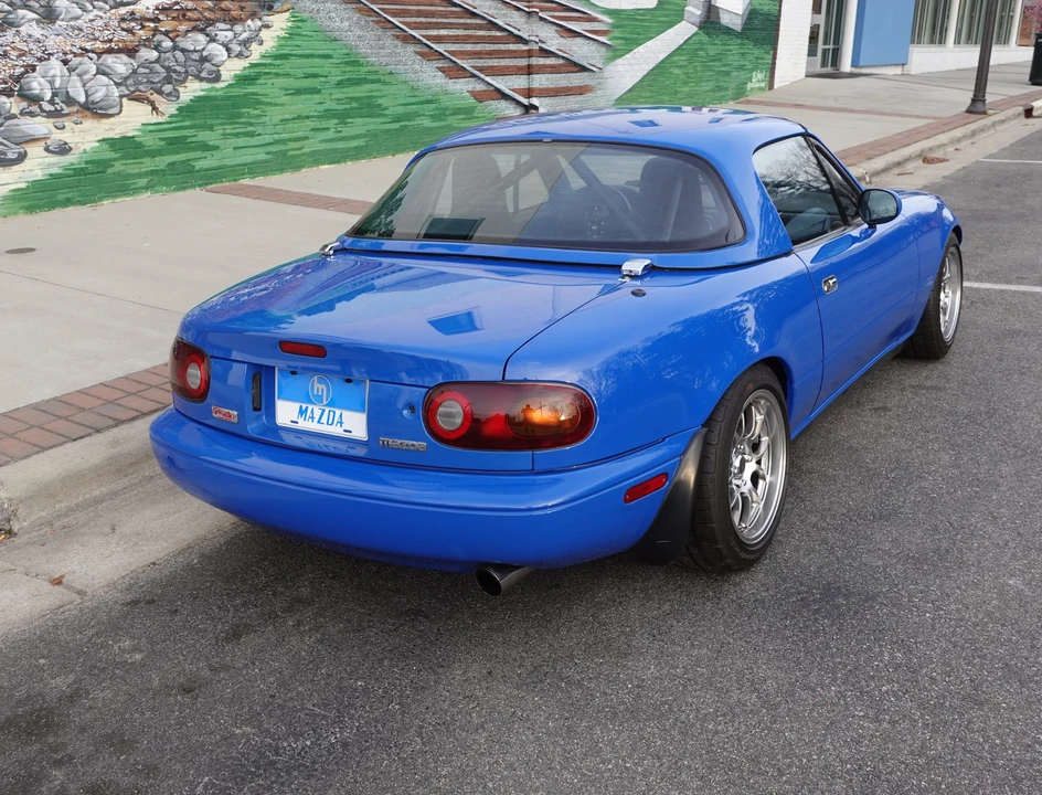 1991 Mazda NA MX-5 Miata - Image 17 of 31