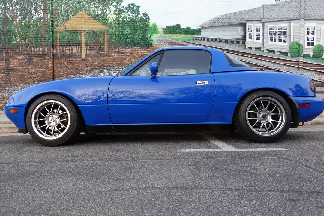 1991 Mazda NA MX-5 Miata - Image 8 of 31