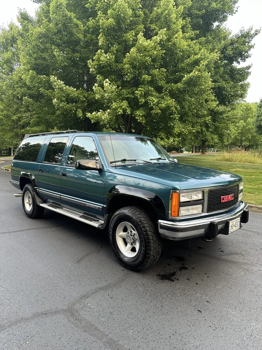 1993 GMC Suburban 8th Gen - Image 23 of 31