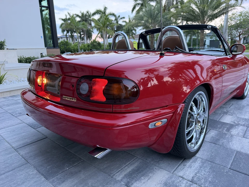 1993 Mazda NA MX-5 Miata - Image 20 of 31