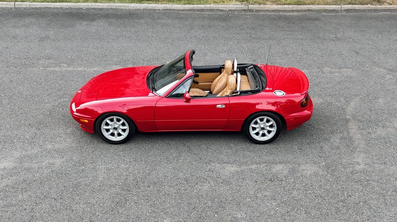 1994 Mazda NA MX-5 Miata - Image 16 of 31
