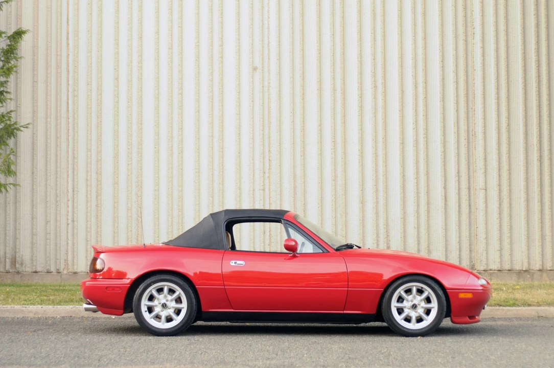 1994 Mazda NA MX-5 Miata - Image 30 of 31