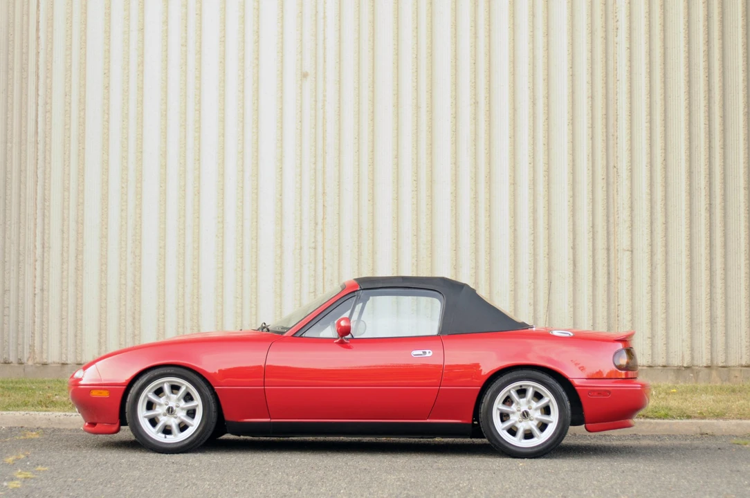 1994 Mazda NA MX-5 Miata - Image 31 of 31