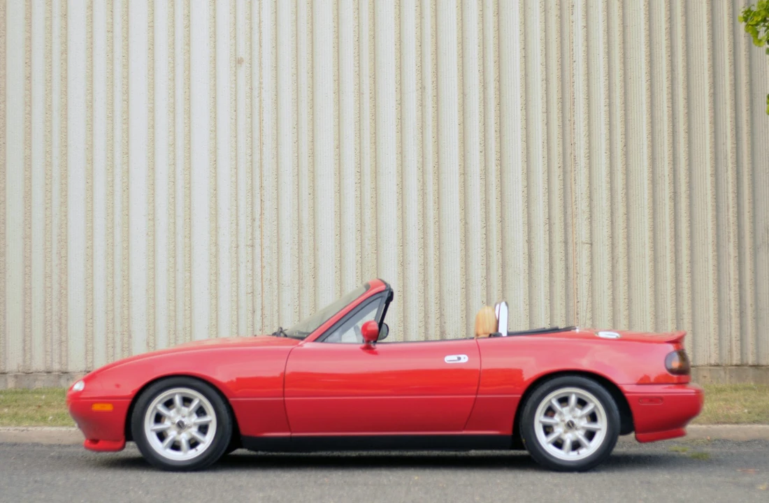 1994 Mazda NA MX-5 Miata - Image 6 of 31