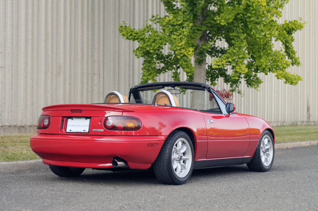 1994 Mazda NA MX-5 Miata - Image 9 of 31