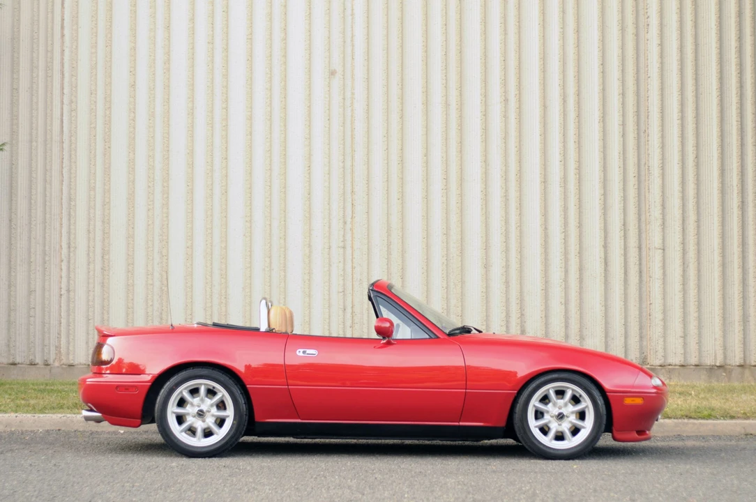 1994 Mazda NA MX-5 Miata - Image 11 of 31
