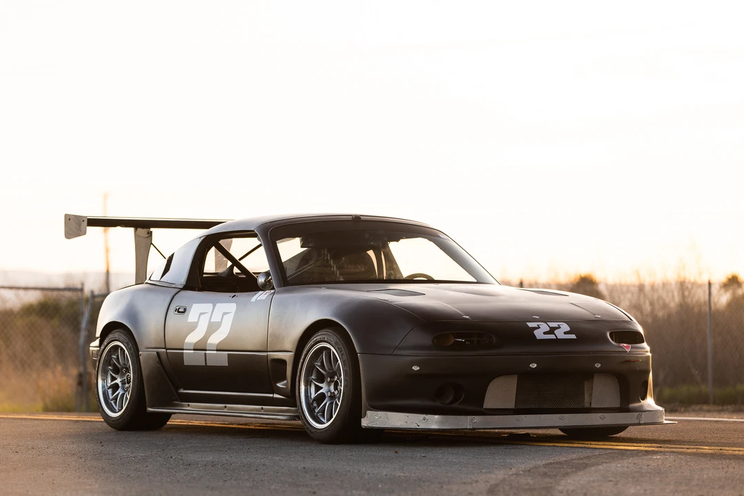 1994 Mazda NA MX-5 Miata - Image 3 of 31