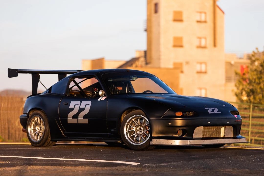 1994 Mazda NA MX-5 Miata - Image 17 of 31