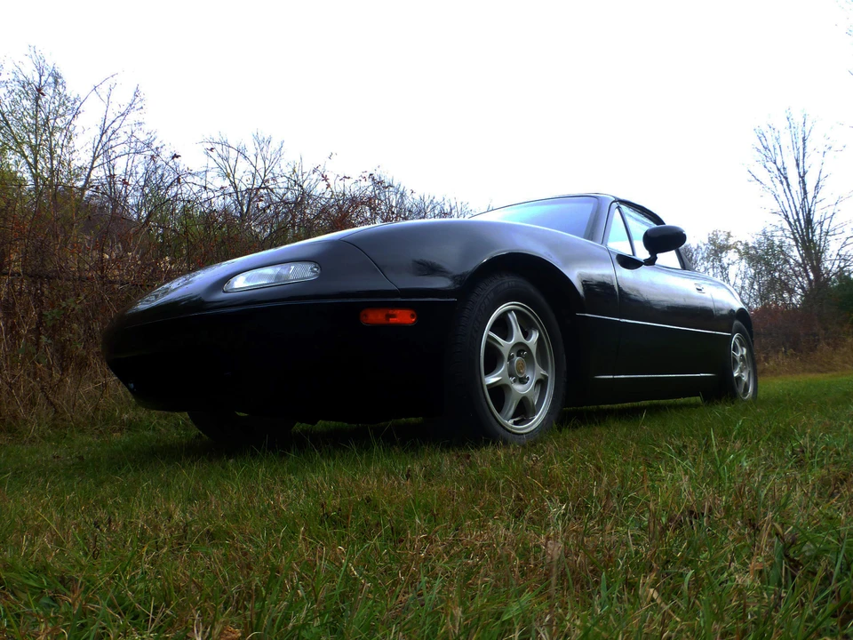 1995 Mazda NA MX-5 Miata - Image 4 of 31