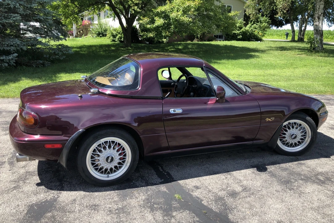 1995 Mazda NA MX-5 Miata - Image 11 of 31