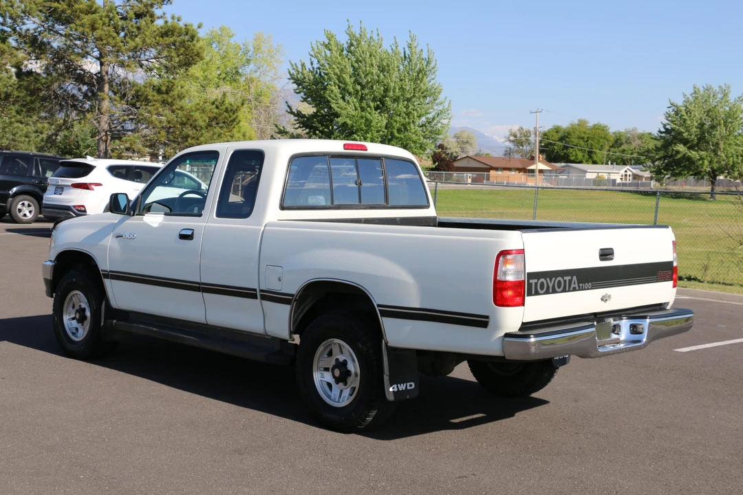 1995 Toyota T100 - Image 12 of 31