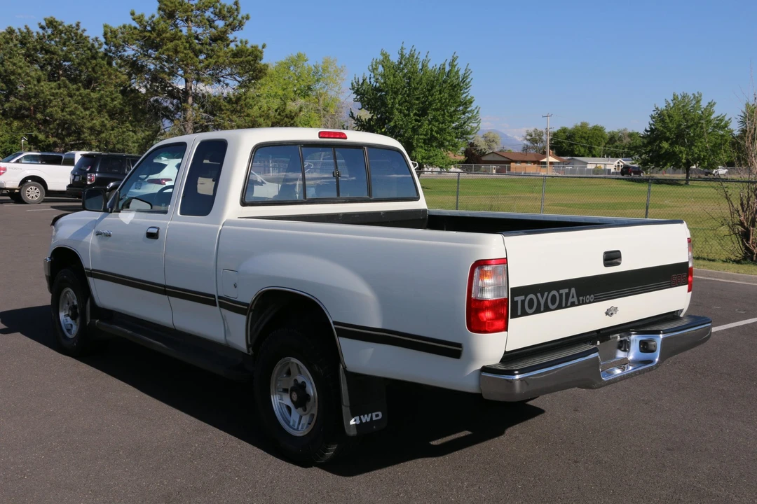 1995 Toyota T100 - Image 13 of 31