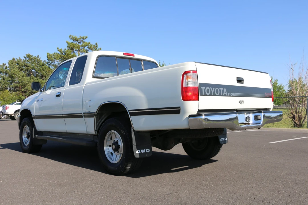 1995 Toyota T100 - Image 14 of 31