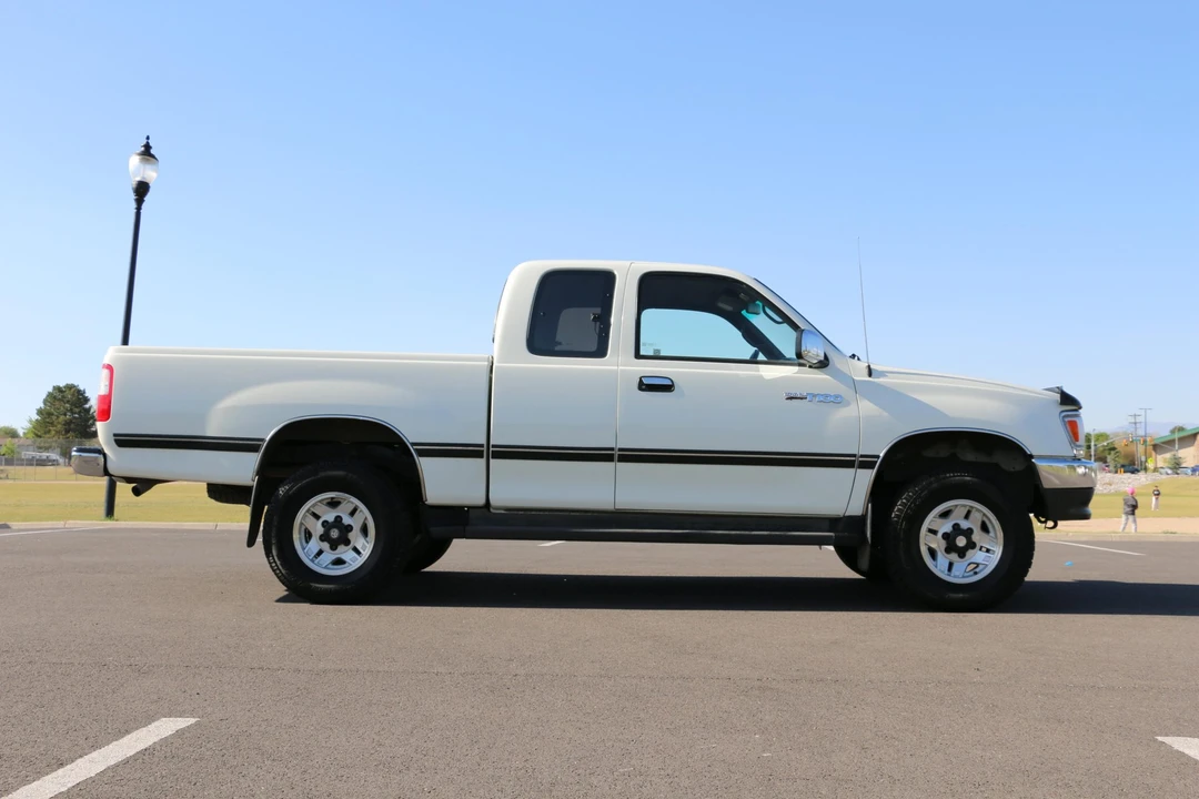 1995 Toyota T100 - Image 22 of 31