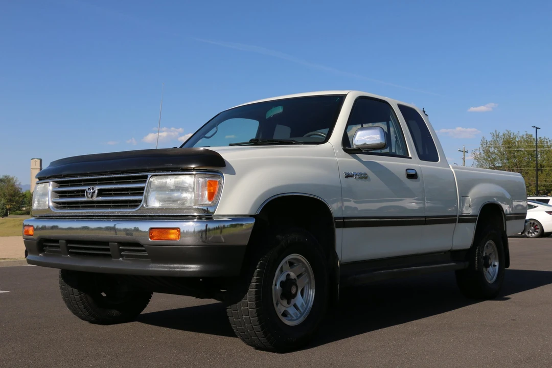 1995 Toyota T100 - Image 8 of 31