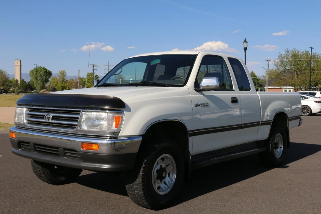 1995 Toyota T100 - Image 9 of 31