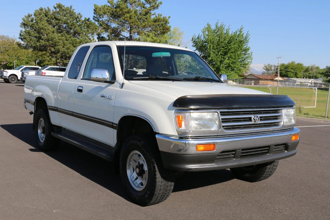 1995 Toyota T100 - Image 3 of 31