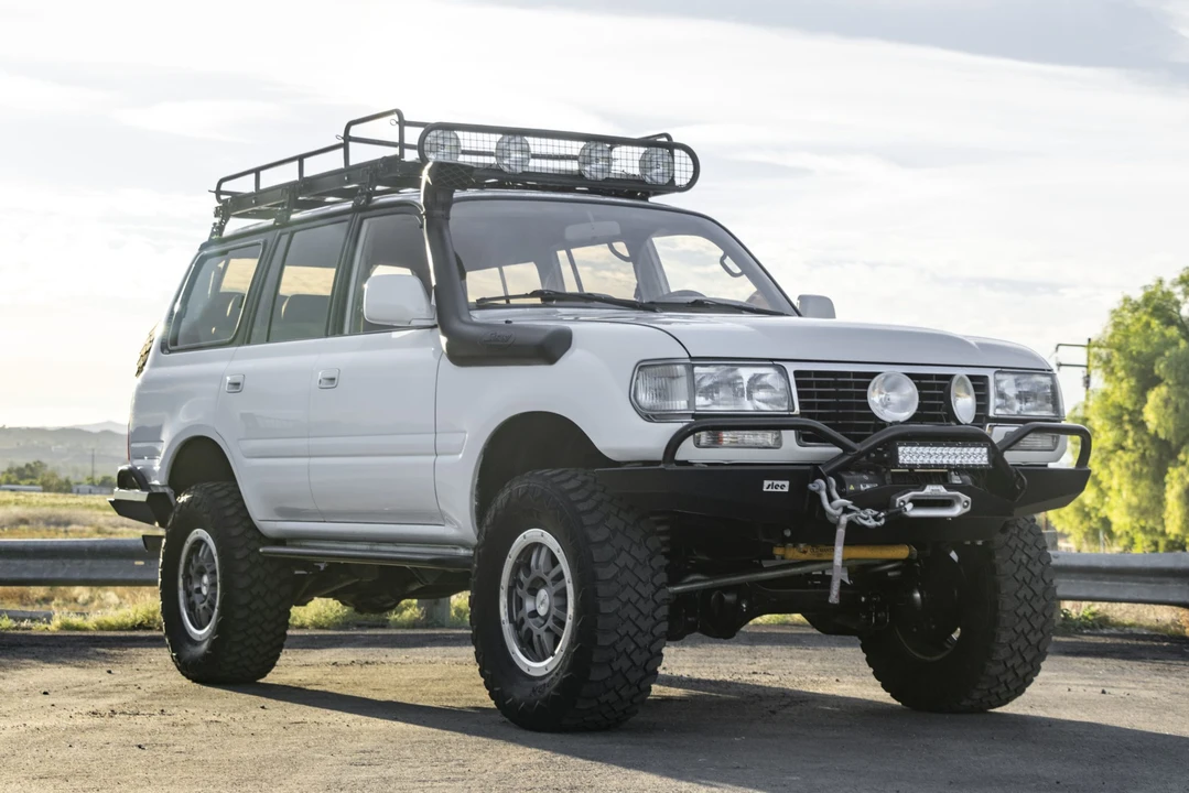 1996 Lexus LX 1st Gen - Image 2 of 31