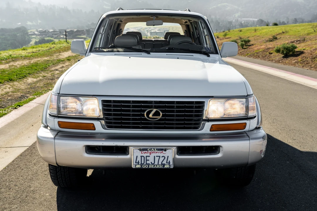 1996 Lexus LX 1st Gen - Image 4 of 31