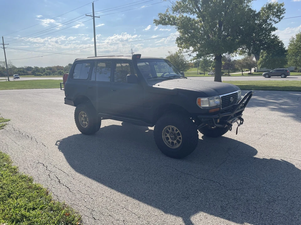1996 Lexus LX 1st Gen - Image 28 of 31