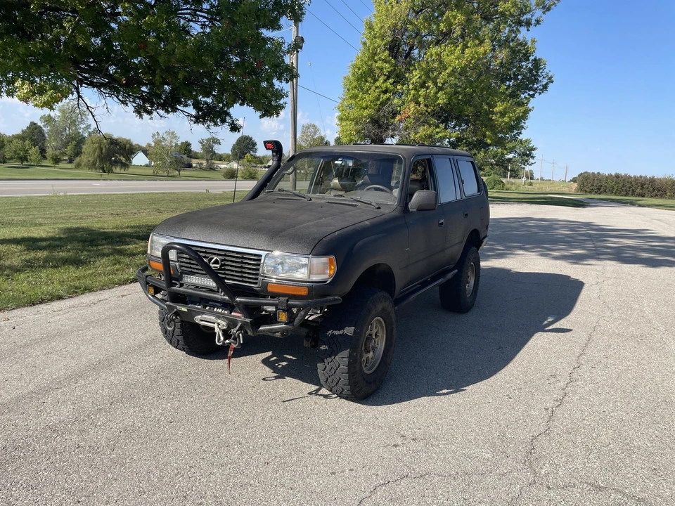 1996 Lexus LX 1st Gen - Image 3 of 31