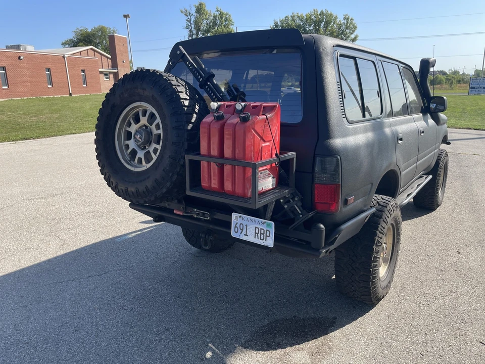 1996 Lexus LX 1st Gen - Image 18 of 31