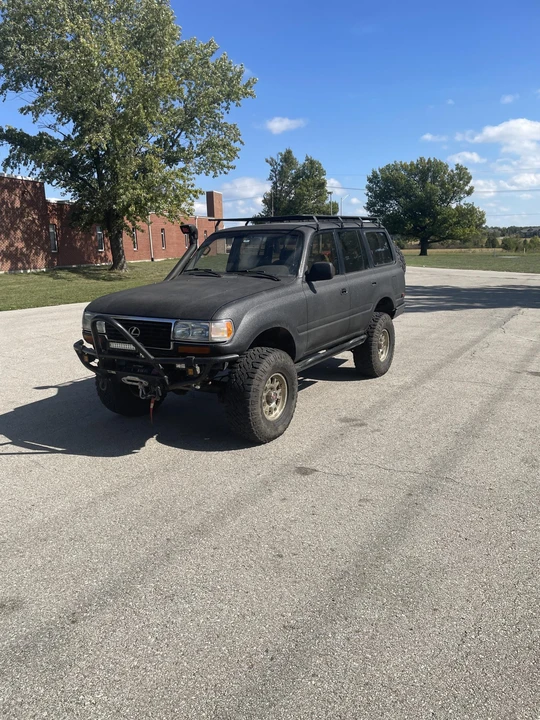 1996 Lexus LX 1st Gen - Image 5 of 31