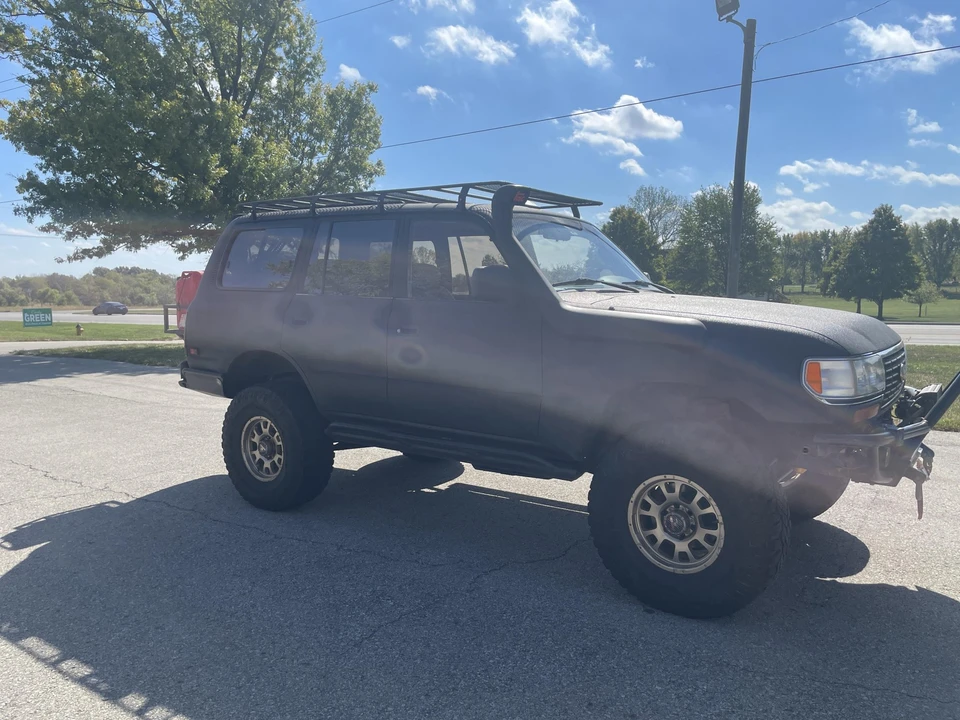 1996 Lexus LX 1st Gen - Image 27 of 31