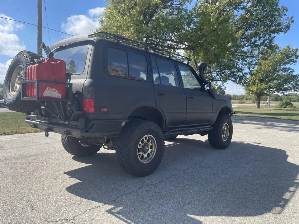 1996 Lexus LX 1st Gen - Image 22 of 31
