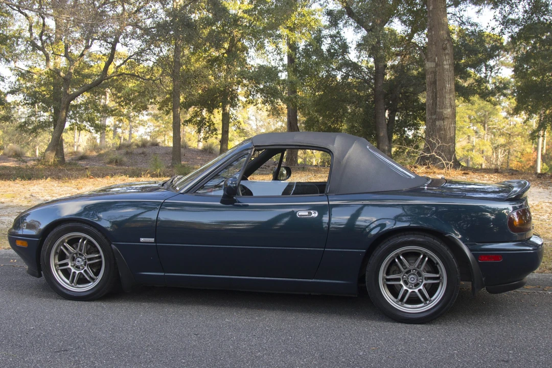 1996 Mazda NA MX-5 Miata - Image 3 of 31