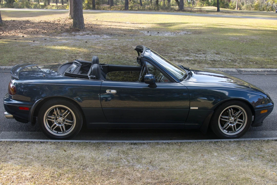 1996 Mazda NA MX-5 Miata - Image 17 of 31