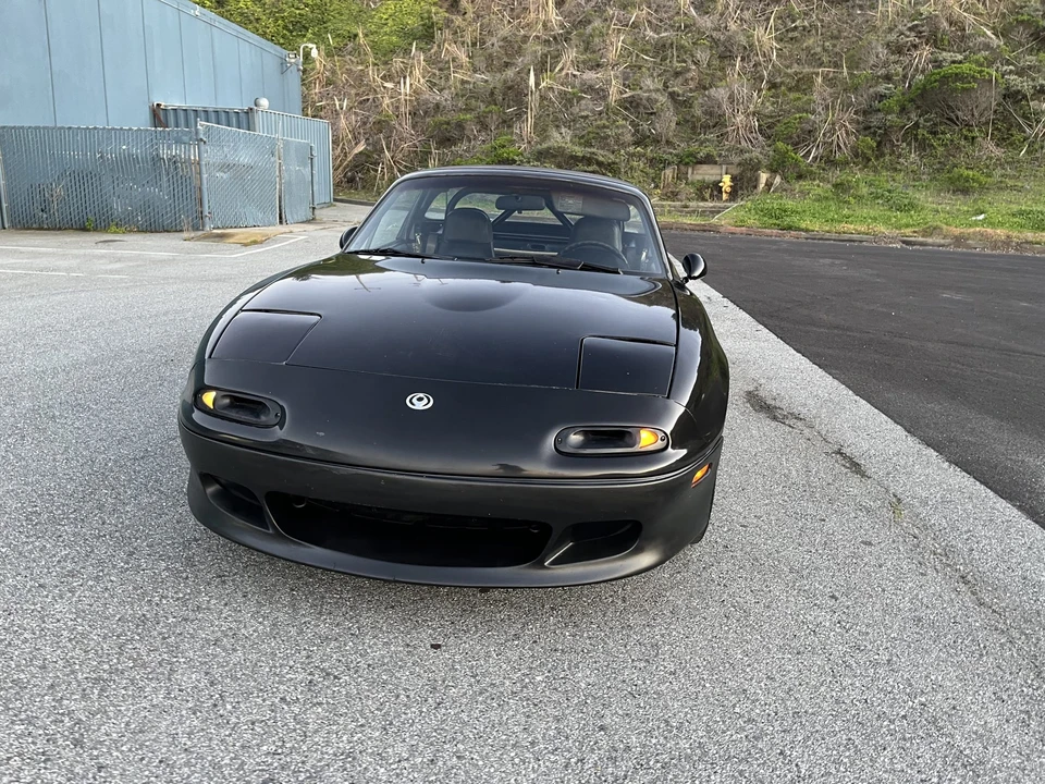 1996 Mazda NA MX-5 Miata - Image 2 of 31