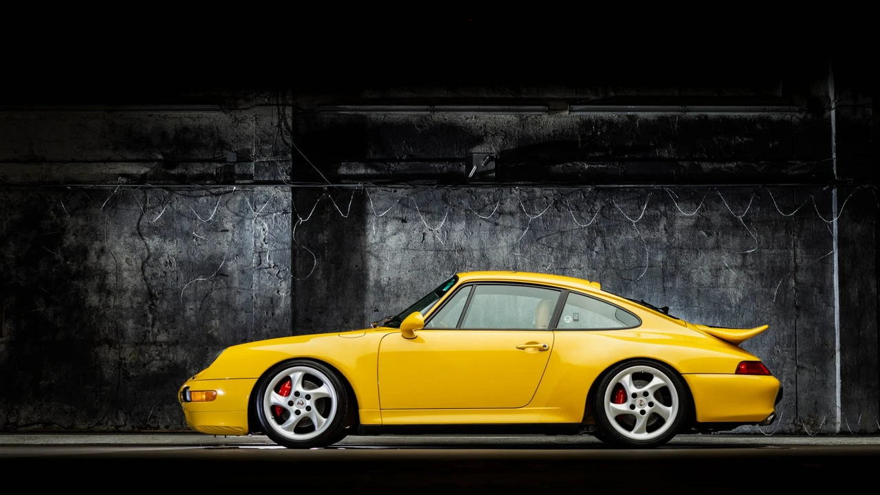 1996 Porsche 993 Carrera 4S - Image 7 of 31