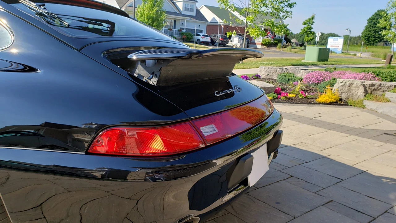 1996 Porsche 993 Carrera 4S - Image 18 of 31