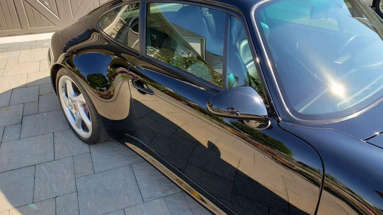 1996 Porsche 993 Carrera 4S - Image 16 of 31