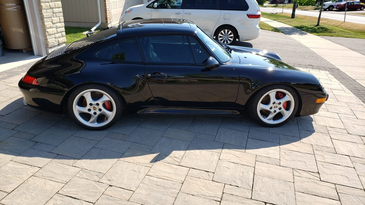 1996 Porsche 993 Carrera 4S - Image 8 of 31