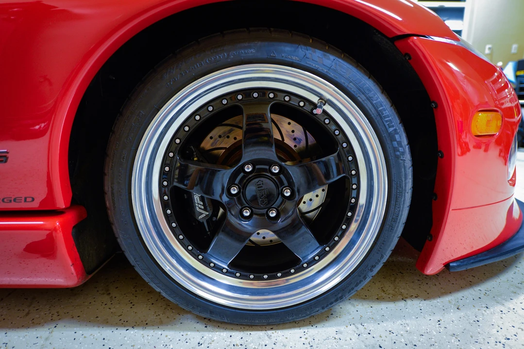 1997 Dodge Viper GTS 2nd Gen - Image 12 of 31