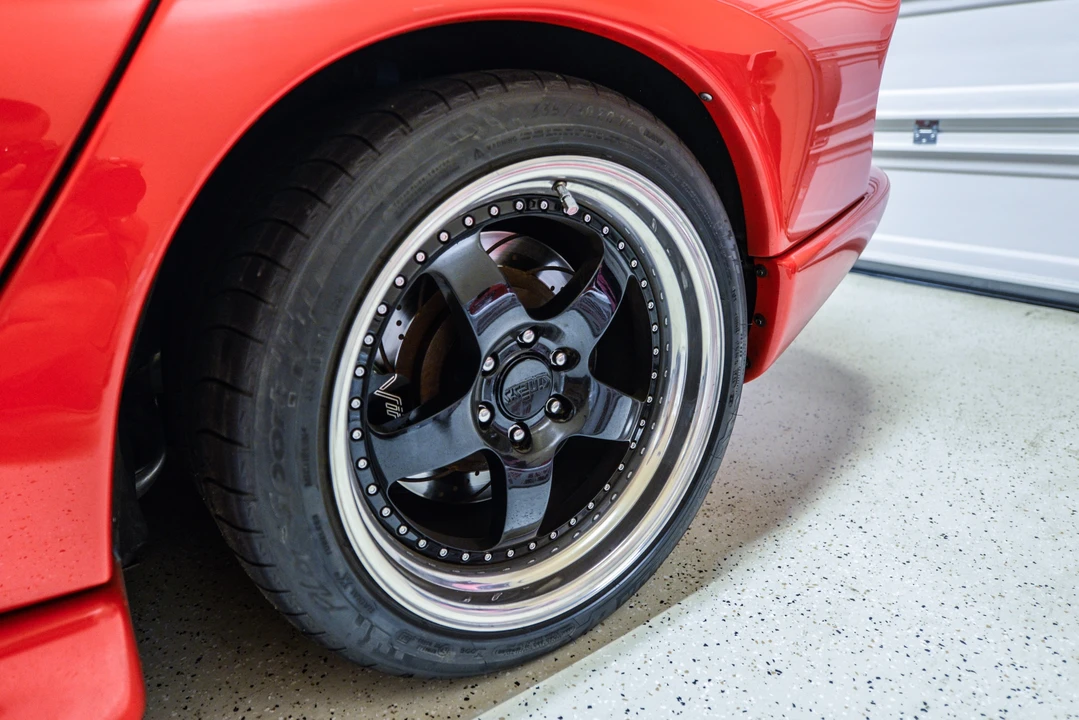 1997 Dodge Viper GTS 2nd Gen - Image 15 of 31