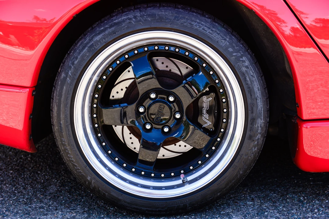 1997 Dodge Viper GTS 2nd Gen - Image 13 of 31