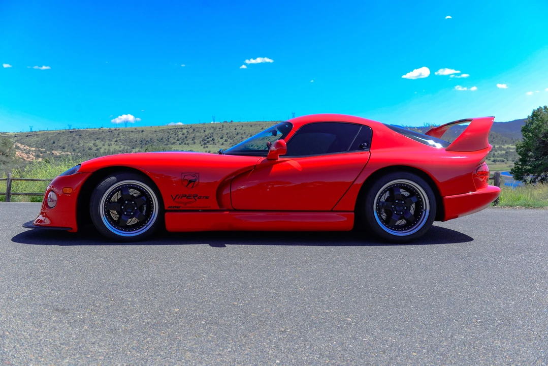 1997 Dodge Viper GTS 2nd Gen - Image 6 of 31