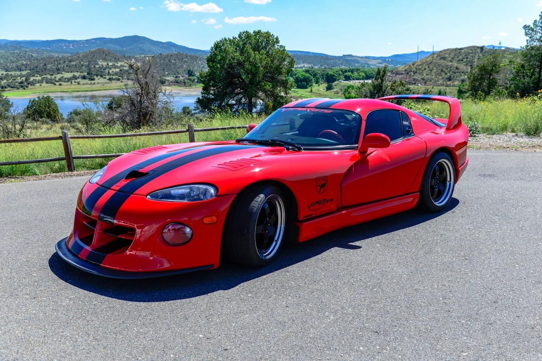 1997 Dodge Viper GTS 2nd Gen - Image 4 of 31