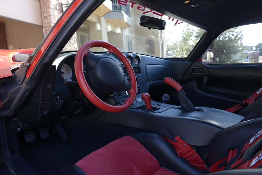 1997 Dodge Viper GTS 2nd Gen - Image 23 of 31