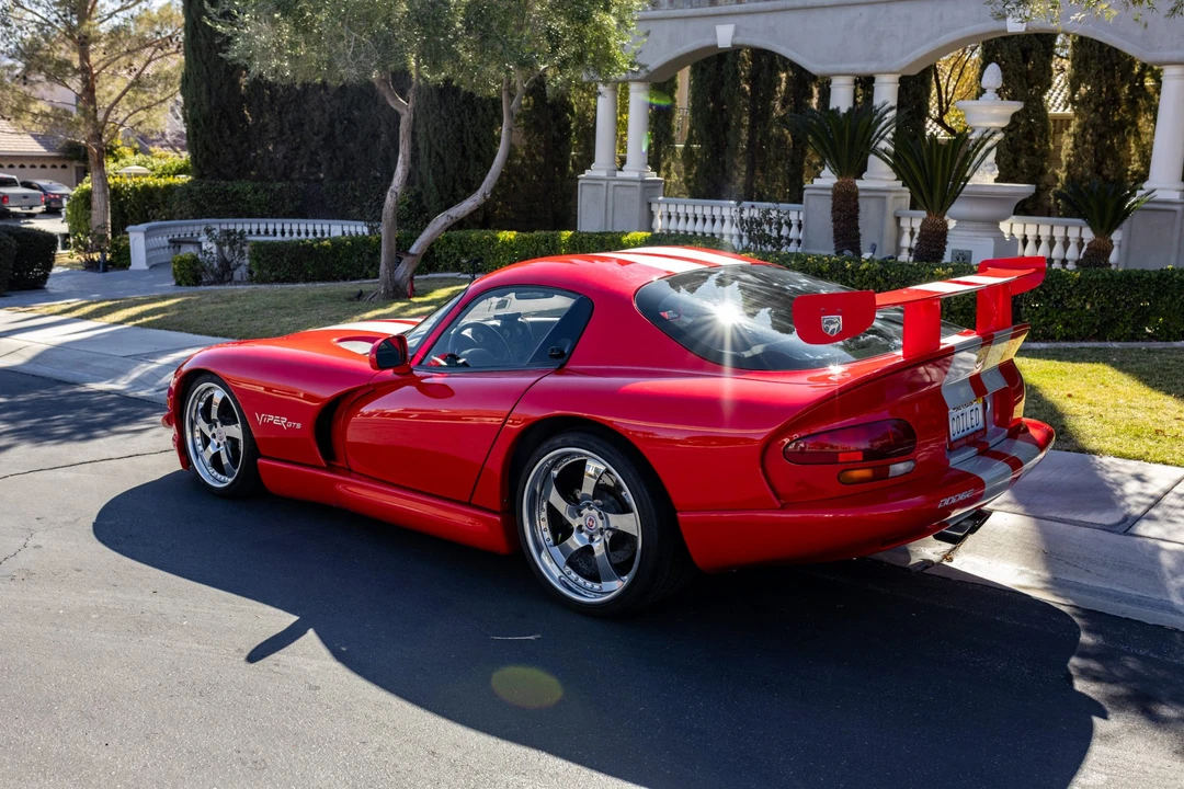 1997 Dodge Viper GTS 2nd Gen - Image 10 of 31